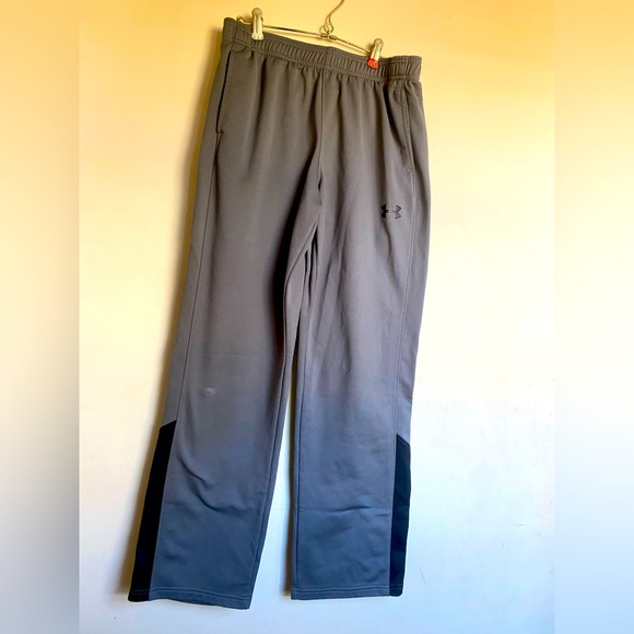 Grey youth Under Armor Sweatpants - Picture 1 of 1